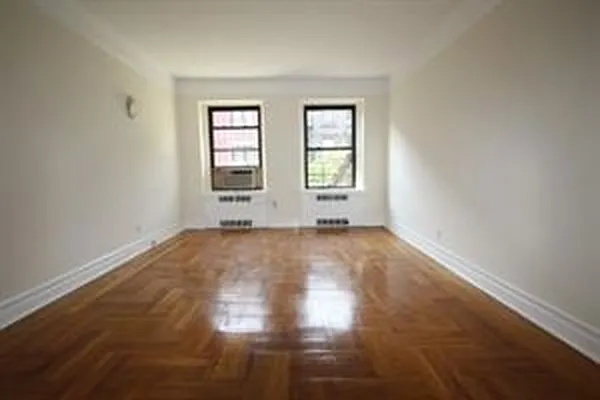 Rented by Douglas Elliman | media 15