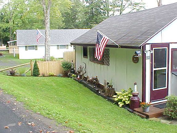 Photos of inside-Craigslist 