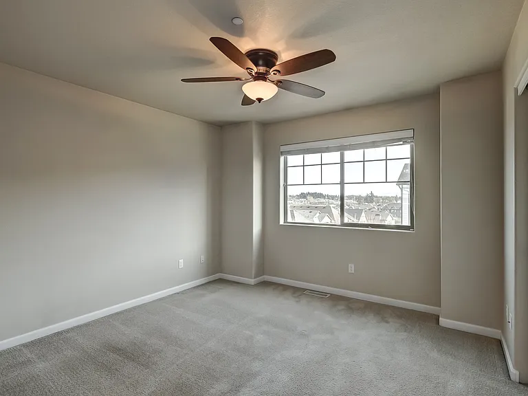 28510 SW Dundee Ln — Photo 13