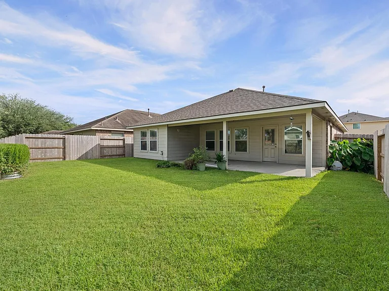 18107 Cypress Mist Ct — Photo 15