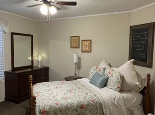 315 Foxhall Dr, Lexington, SC 29073
