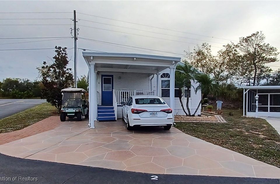 1st image of 2 Windward Dr