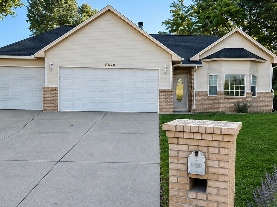 1st image of 2678 Cambridge Rd