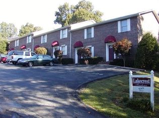 200 Lakecrest Ln, Johnson City, TN 37615