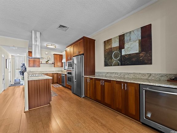 2nd image of 1333 Heulu St