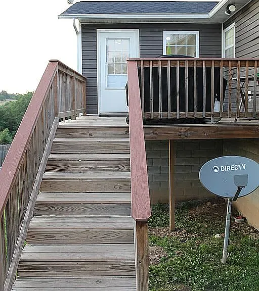 110 Matty Ln — Photo 2