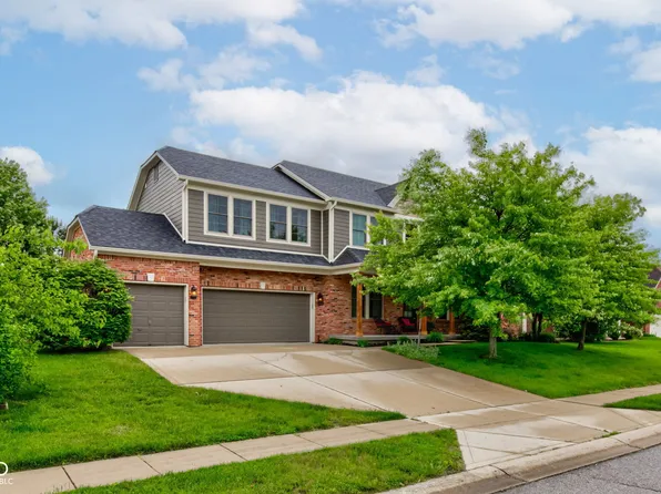 1649 Woodstock Dr, Brownsburg, IN 46112