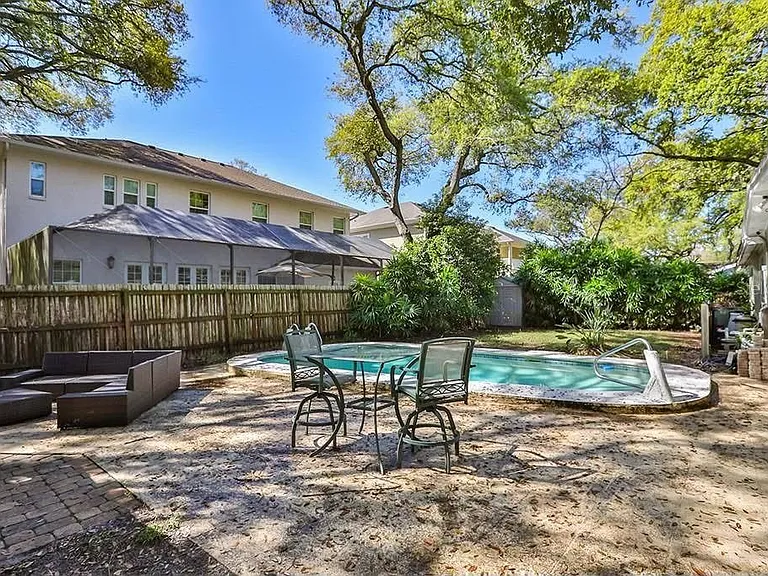 3214 W Coachman Ave — Photo 2