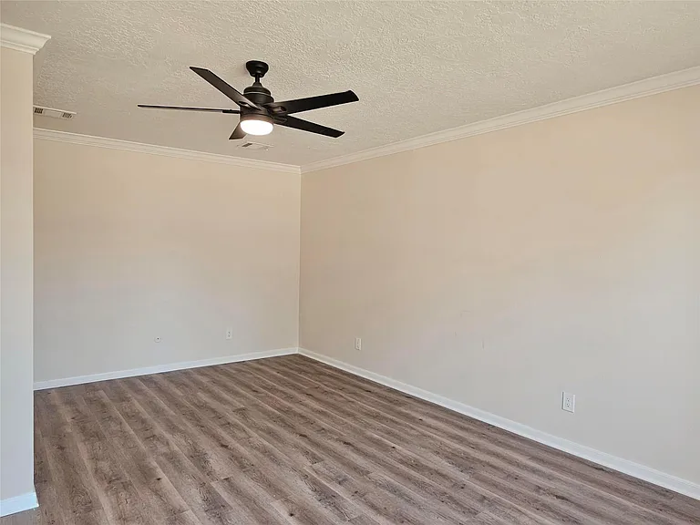 16627 Aldenham Pl — Photo 12