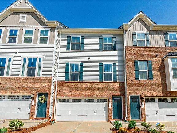 2nd image of 2564 Grantham Place Dr