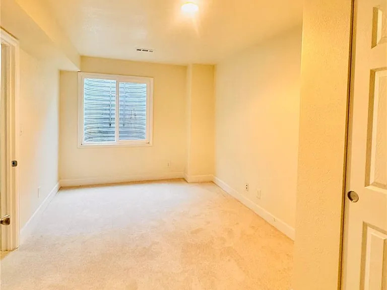 9633 E Caley Cir — Photo 45