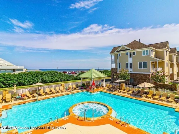 22 Cooper Ave 110, Long Branch, NJ 07740