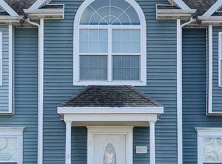 513 Oakley Ave #B, Streator, IL 61364