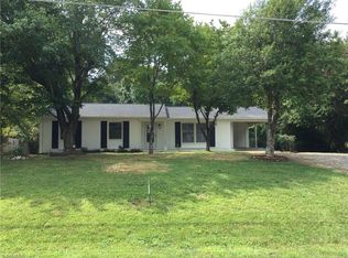 3230 Wide Country Rd, Pfafftown, NC 27040