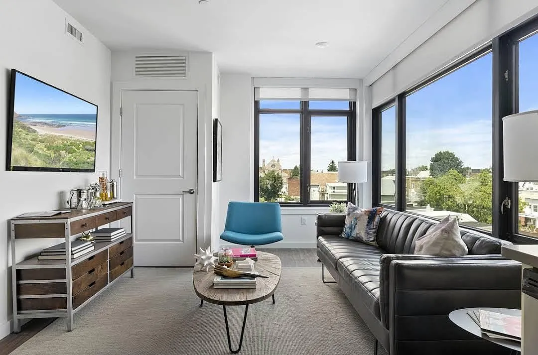 2 bed, $3,225 — Photo 2