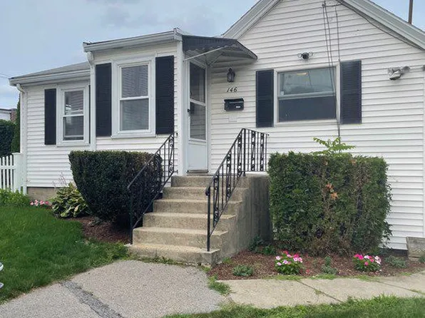 146 Chapel St, Newton, MA 02458