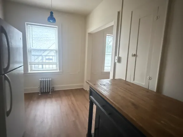 (undisclosed Address), Verona, NJ 07044