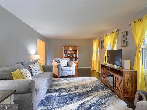 4th image of 1421 Jill Dr