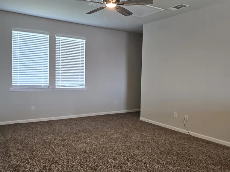 4410 Lake Crest Dr — Photo 22