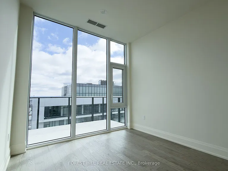 27 Korda Gate #Penthouse 108 — Photo 17