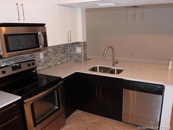 3rd image of 4720 NW 114th Ave Unit 106