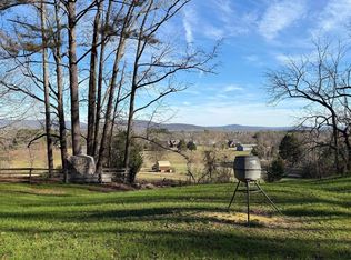 226 Walter Bird Dr, Owens Cross Roads, AL 35763