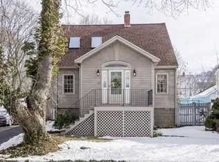 62 Harding Ave, Weymouth, MA 02188