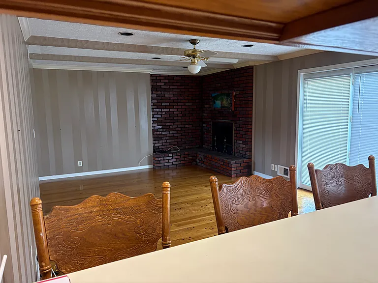 10507 Seatonville Rd — Photo 7