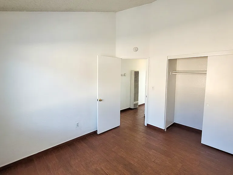 Tahoe Manor — Photo 8