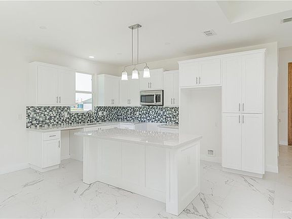 5th image of 1206 S Linda St