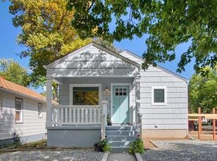 926 E Monument St, Colorado Springs, CO 80903