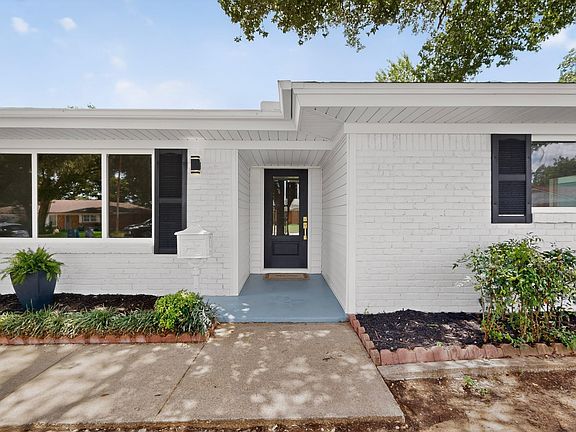 3rd image of 216 Bellvue Dr