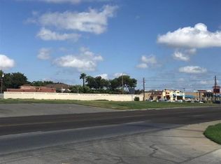 6602 McPherson Rd, Laredo, TX 78041