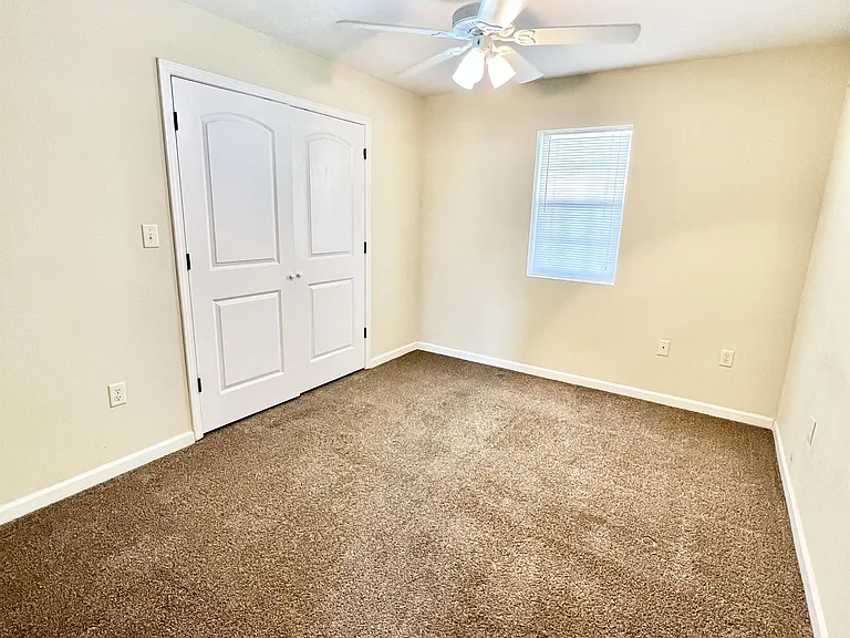 4720 Common St — Photo 7
