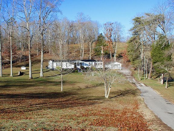 2nd image of 433 Rutledge Pike