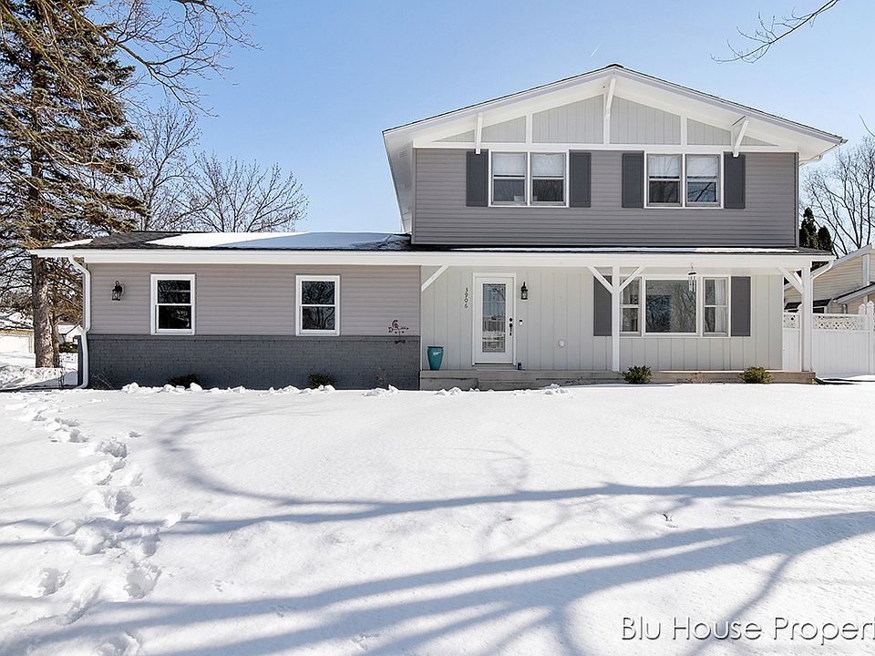 1st image of 3906 Kirkshire Dr SE