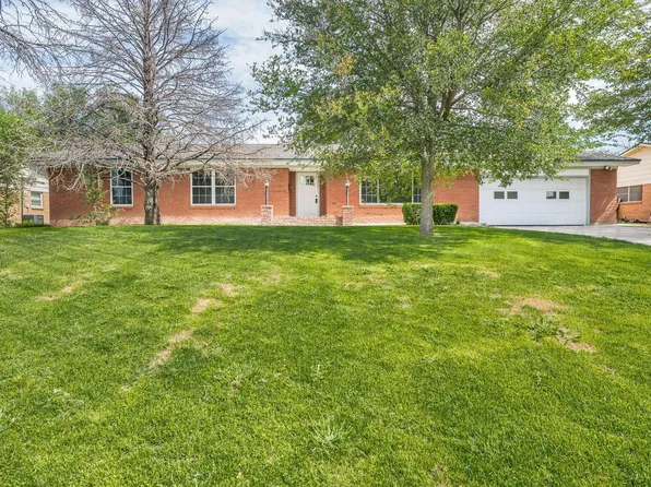 1409 Hillcrest Dr, Canyon, TX 79015