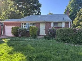 15 Foley Place, Huntington Station, NY 11746