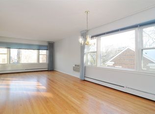 234 Custer Ave APT 3, Evanston, IL 60202