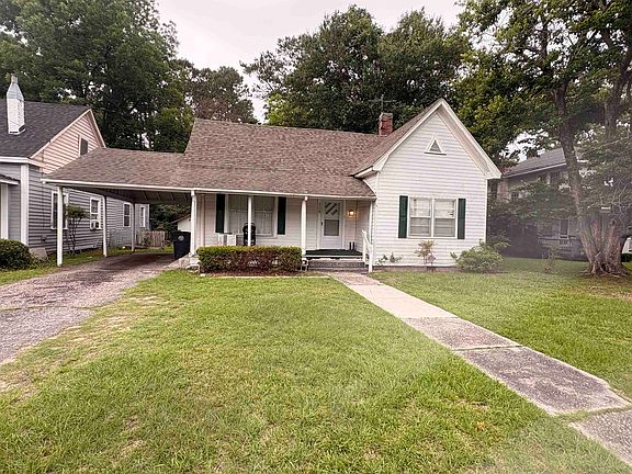 4th image of 319 N Main St.