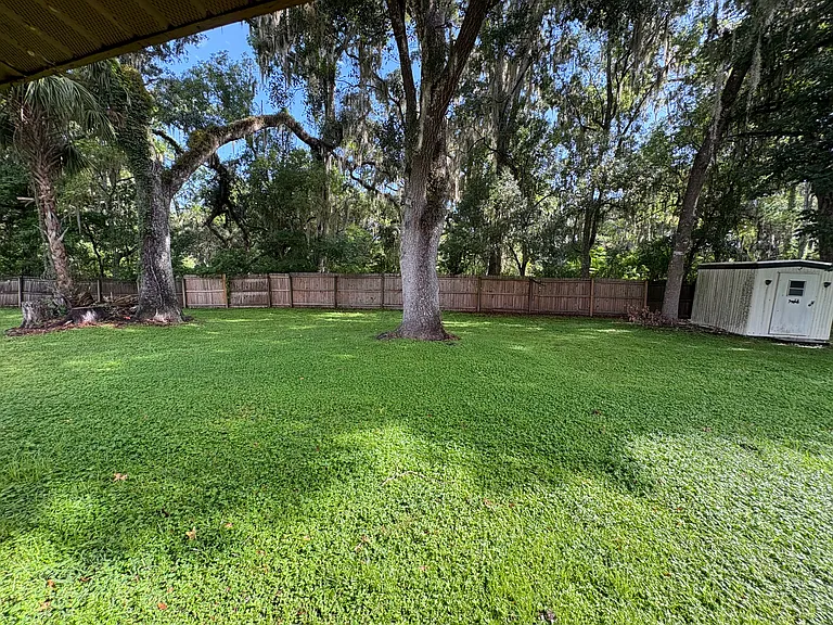 20015 Suncrest Dr — Photo 12