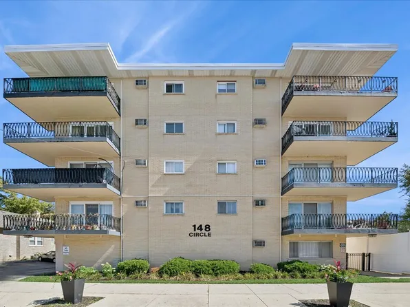 148 Circle Ave APT 303, Forest Park, IL 60130