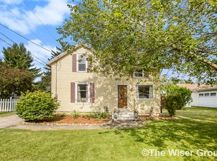 827 S Washington St, Hastings, MI
