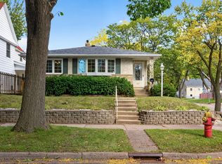 1837 Hawthorne Ave E, Saint Paul, MN 55119