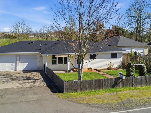 3795 Spicer Dr SE, Albany, OR 97322