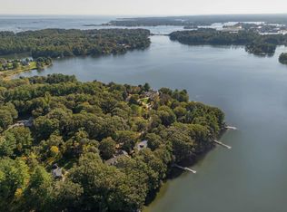 16 Goose Point, Kittery Point, ME 03905