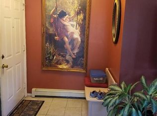 36 Zachary Ct, Staten Island, NY 10310