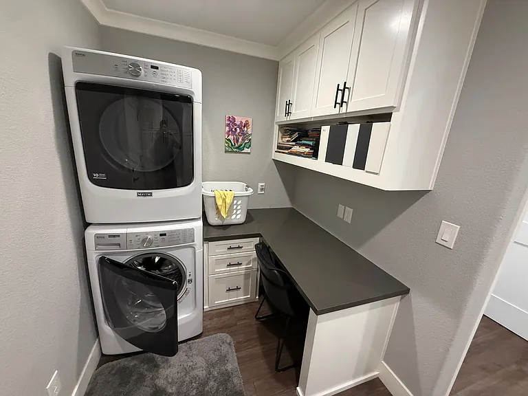 218 Cadfael Ct — Photo 16