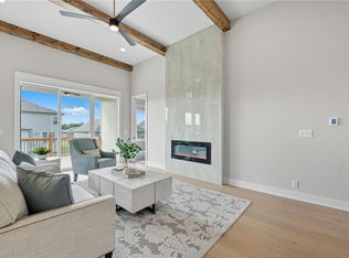 2127 NW Killarney Ln, Lees Summit, MO 64081