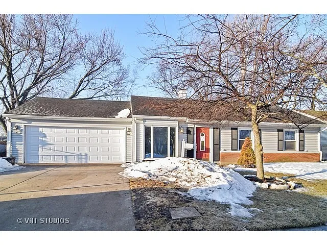 119 E Briarwood Dr photo 1